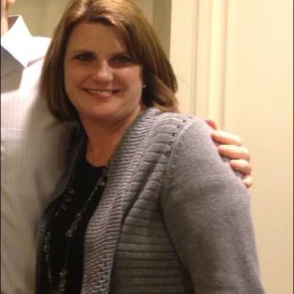 Meet your Posher, Jennifer - Picture 1 of 1